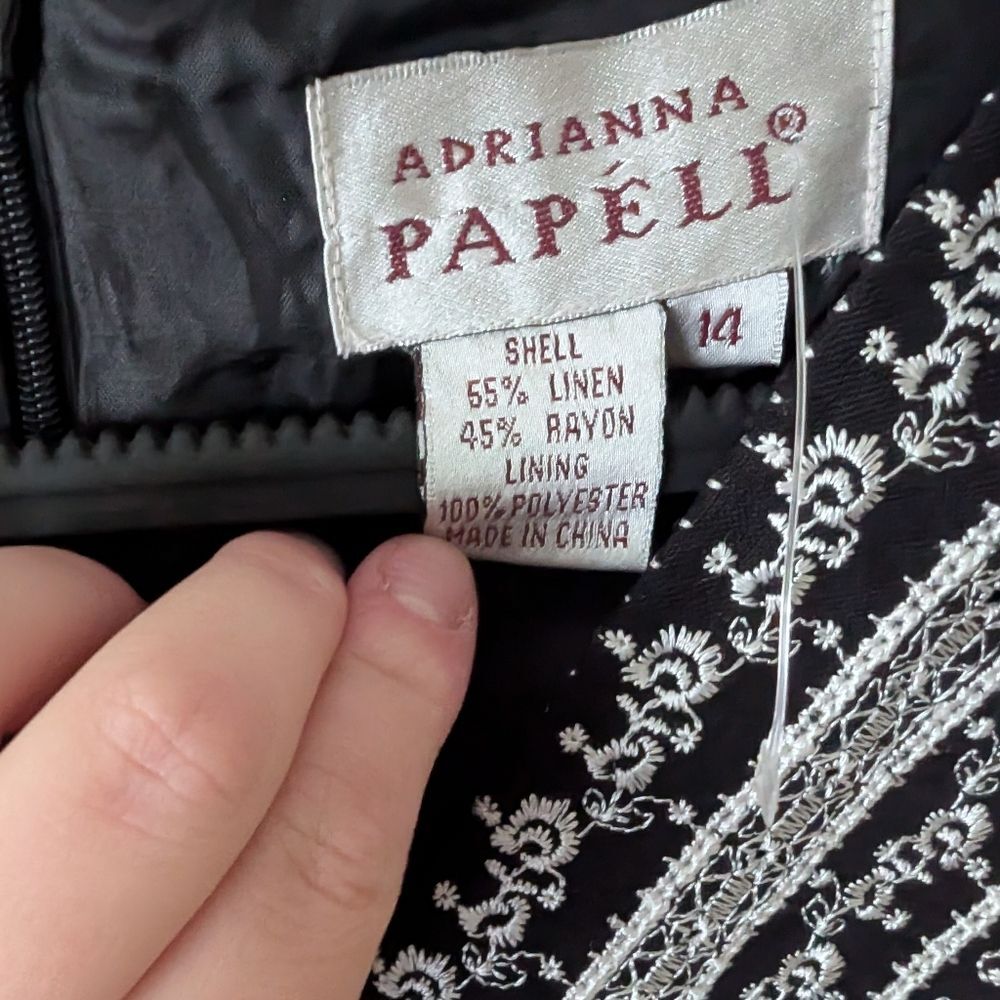 Adriana Papell Linen Blend Black White Embroidered Surplice Dress Size 14 - Picture 3 of 6